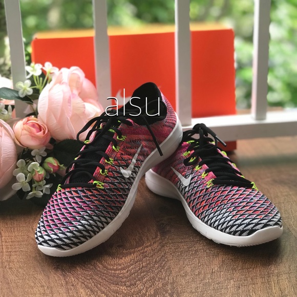 Nike Free TR Flyknit Deadly Pink AUTHENTIC - Picture 4 of 7